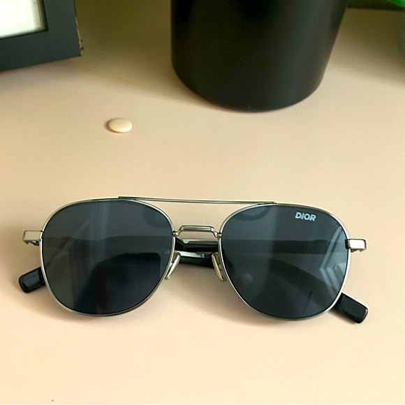dolce e gabbana sunglasses